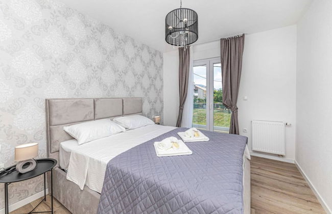 Expansive Retreat With Private Pool & Bbq, Near the Beach - Foto 4