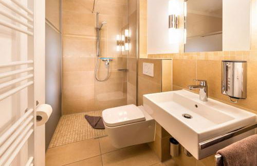 Zum Brandenburger Tor 24H Check In - Foto 7