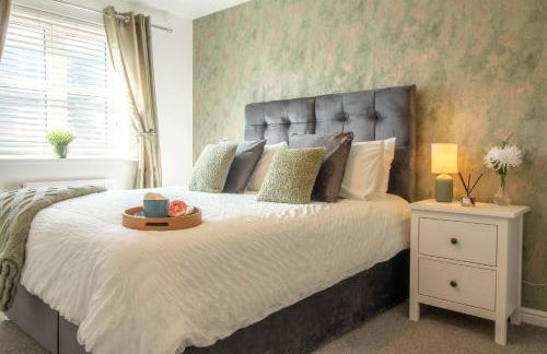 Cosy 4 Bedroom Town House with Mountain views, Private garden and ease of access into Abergavenny - Foto 13