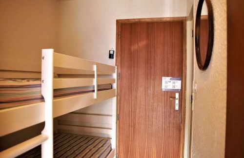 Studio cabine au pied des pistes avec balcon et ascenseur à Auris en Oisans - FR-1-297-154 - Foto 10