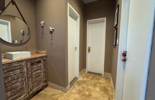 Casa brasileira frente mar conforto e exclusividade com estacionamento - Foto 28