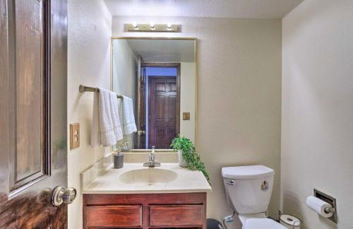 Family-Friendly Aurora Vacation Rental with Yard! - Foto 36