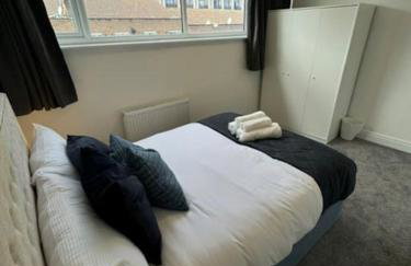 Stylish London Stay 2-Bedroom Duplex Sleeps 6 - Foto 43