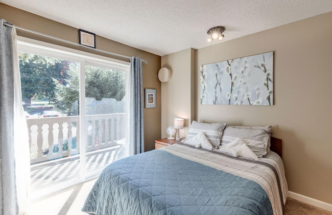 37SLL - Economical - Convenient - Kitchenette - Sleeps 2 - Foto 1