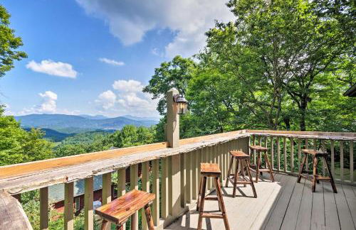 Cabin with Fireplace and Mountain Views 5 Mi to Boone - Foto 1