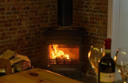 A tiny piece of heaven, stunning sea views hot tub - Foto 6