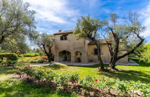 Le Mas des Moulières - Vue montagne avec piscine - Foto 2