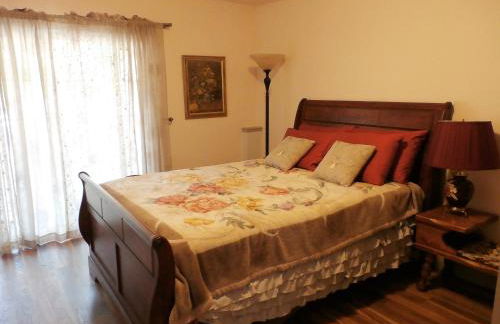 NEW CHARMING 2 BEDROOMS UNIT CLOSE TO EVERYTHING - Foto 2