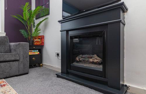 Modern And Vibrantly Designed Apartment - Foto 14