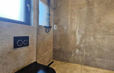 Stodoły w Bieszczadzie domy z basenem i widokiem na góry - Photo 42