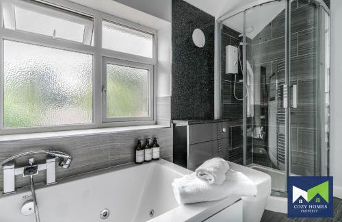 Spacious and Comfy 5 Bed, 2 Bath House with POOL TABLE, near HS2, Solihull, NEC - Foto 29