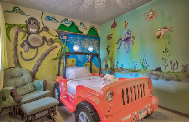 4BR Spacious & Comfortable Mid-term & Corporate Rental - Photo 12