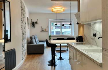 Le Chardon- appartement 2chambres- avec stationnement - Foto 8