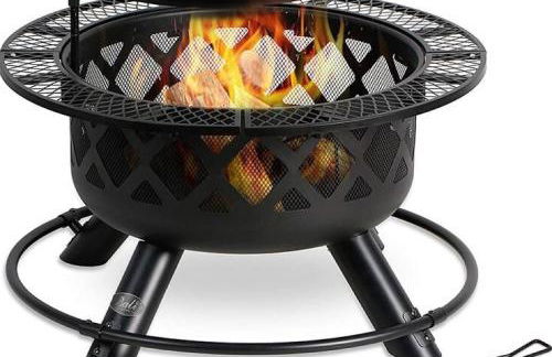 Private Home - Playground, Jumping Mat, BBQ, Darts, Firepit, Gazebo, 4 Smart TVs, White Cotton Bedding, - The Redwood Cul-De Sac Beach Retreat - Foto 47