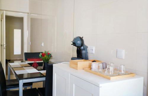 Always on the way - Road Home in Montijo, Lisbon - Foto 35