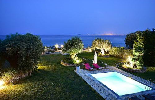 Cote Jardin Seafront Villa Direct access to the beach - Foto 37