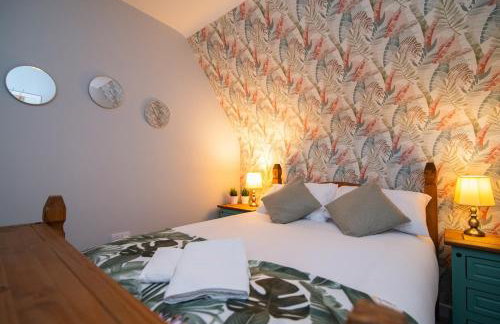 Large 4BDR House By Hyped Properties Short Term Rental Agency With Free Parking & Long Stays Shirebrook - Foto 18