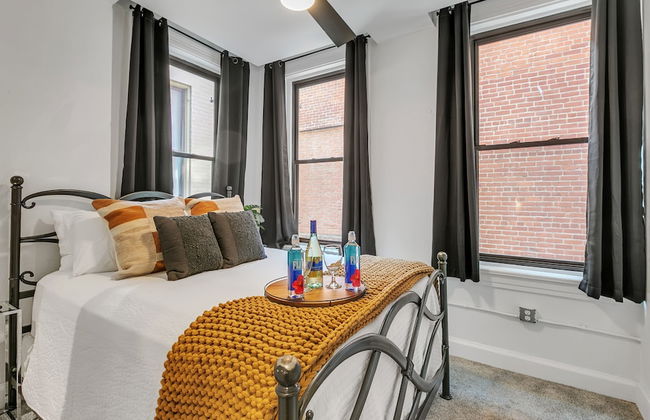 RESTAURANT on site. Walk to everything by RedAwning - Foto 4