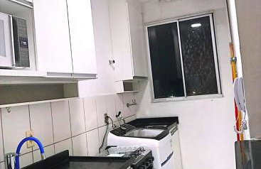 Apartamento com 2 quartos mobiliado, em ótima localização ao lado do shopping e perto de transportes públicos e perto de praias - Foto 11