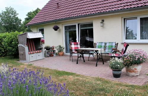 Cozy Holiday Home in Hohenkirchen near Baltic Sea - Foto 29