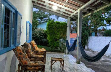 casa de praia em Itapoá SC a uma quadra da praia - Foto 46