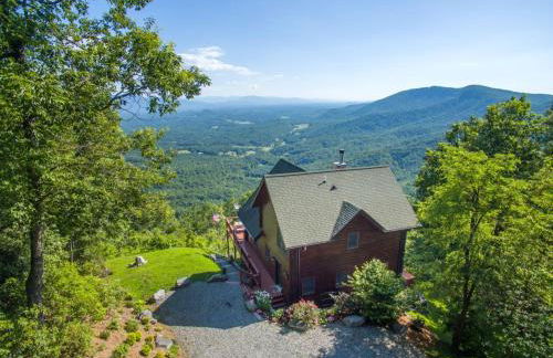 Above the Clouds Log Cabin, Hot Tub & Views! - Photo 35