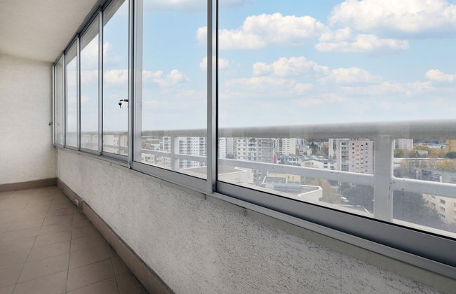 Warsaw Ursynów Apartment by Renters - Photo 13