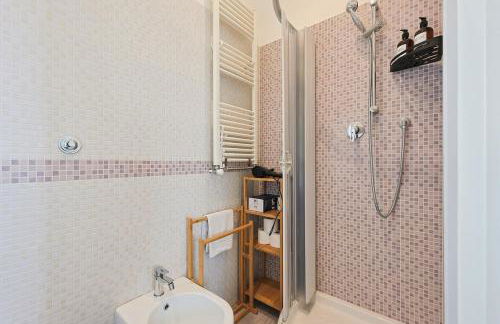 Azure Oasis with parking near the airport & beach - Foto 36