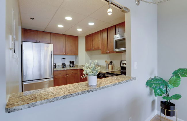 Spacious Apartment at Pentagon City - Photo 19