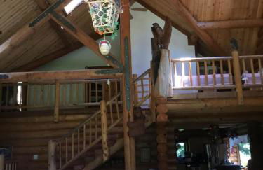 Redwood Log Cabin - Foto 13