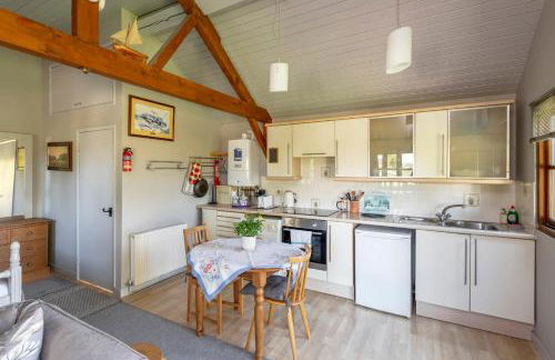 Beautiful Cottage With Stunning Views in Box - Foto 14