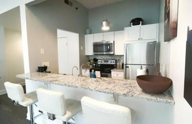 Yale Modern Downtown Chateau - Foto 10