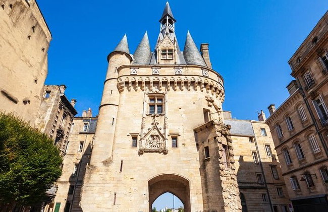 Bordeaux Exploration Game and City Tour on your Phone - Photo 8