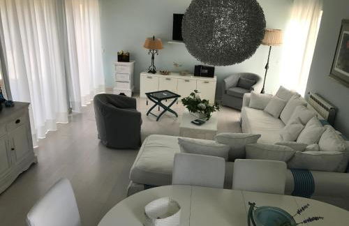 Buellis House - Foto 1