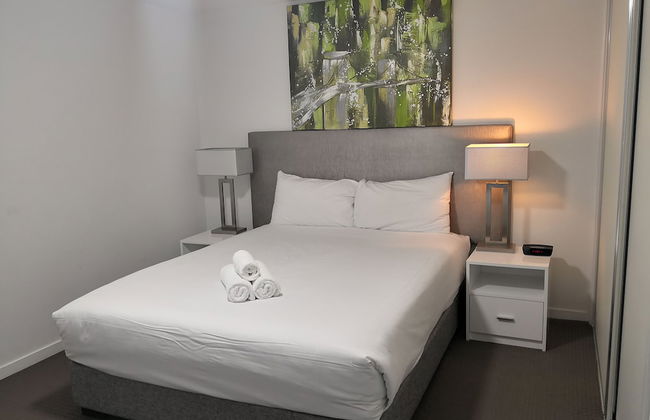 Atrio Apartments - Photo 8