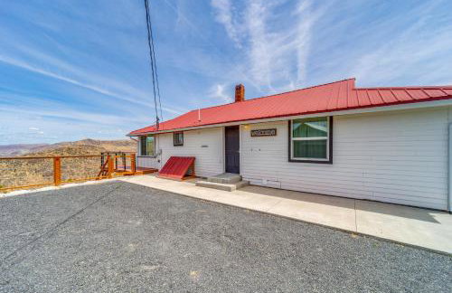 Cozy Grand Coulee Home w/ Deck & Views! - Foto 22
