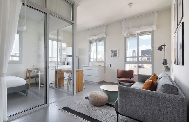 Bauhaus Boutique by TLV2rent - Photo 48