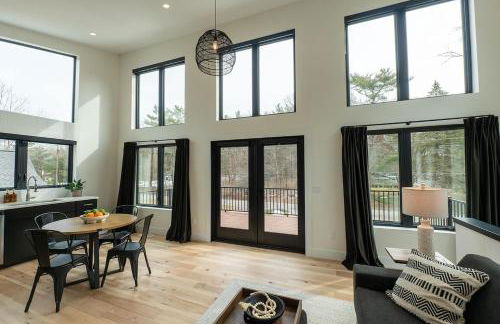 Michigan Mod Walk to Downtown - Foto 6