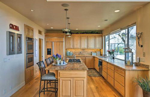 Casa dAmore Extravagant Lakefront Villa! - Foto 9