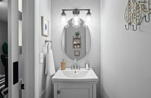 Spacious 4 Bedroom Sleeps 10 with Sauna and Hot Tub - Foto 30