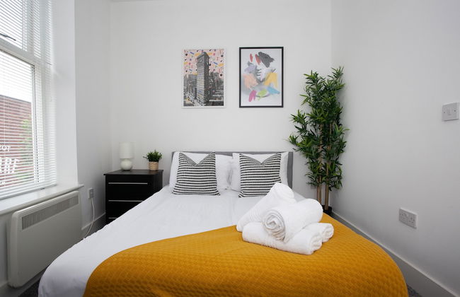 Cross St Boutique Apartment - Photo 4