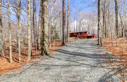 Pet-Friendly Home with Deck at Big Bass Lake! - Foto 30