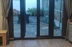 An entire two bed sea side bungalow with lazy spa - Foto 13