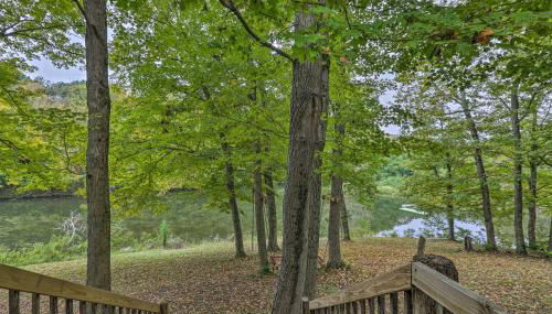 Rustic Cabin in the Woods: 2-acre Fishing Pond - Foto 4