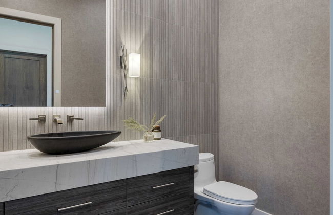 Reflection by Avantstay Sleeps 18 + Lake Views Hot Tub + Game Room - Foto 40