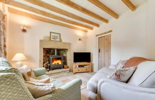 2 Bed in Middleton-by-Youlgrave oc-dchol7 - Photo 2