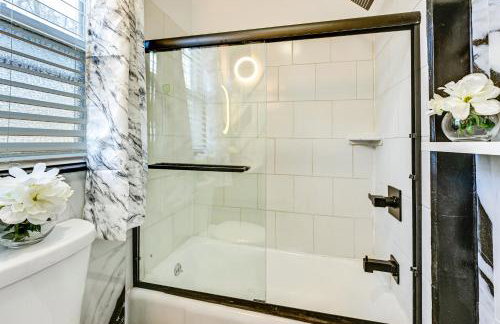 Walkable Location, 8 Mi to MetLife Teaneck Escape - Foto 16