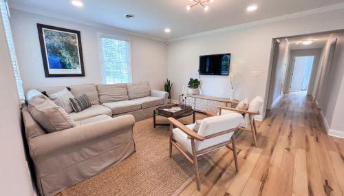 Sleeps 10! Minutes to Parris Island & Downtown - Foto 3