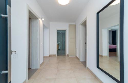 Maca Apartments & Suites with Heated pool near beach 50m - Foto 47