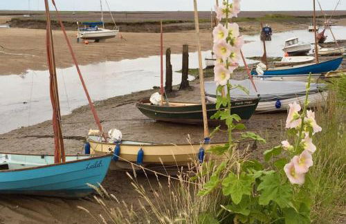 Beekeeper's Cottage - Foto 8